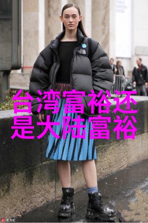 sj金希澈妩媚姿势扮妈 称tara智妍是女儿图