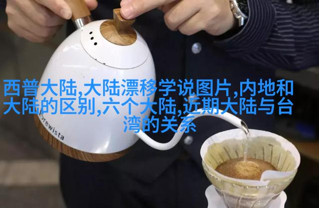 撸猫、年会大合照，爱豆徐正溪营业很有招呀