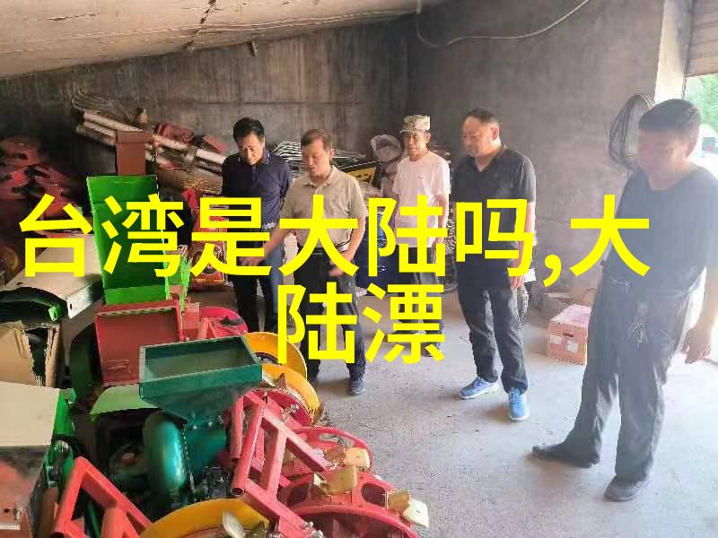 公交车紧急制动避免撞车视频城市交通安全教育